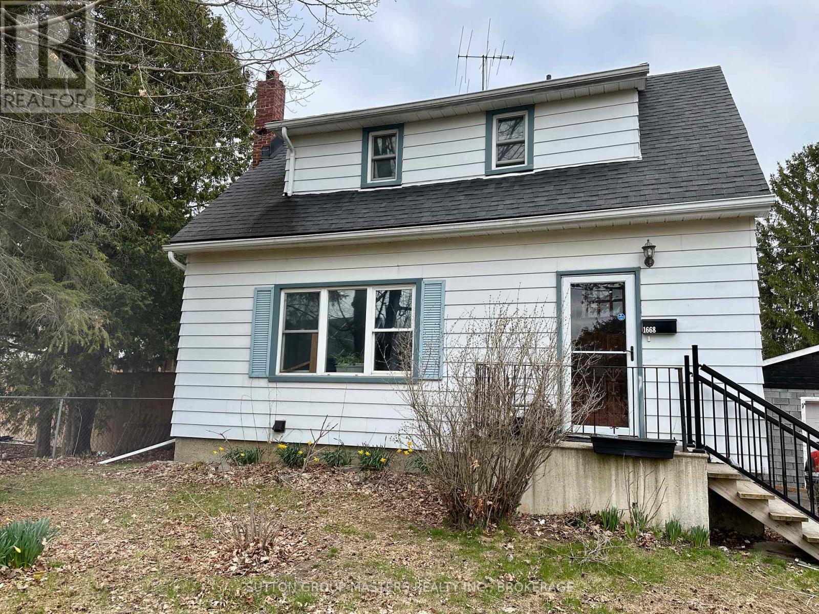 1668 VICTORIA STREET, Kingston, Ontario