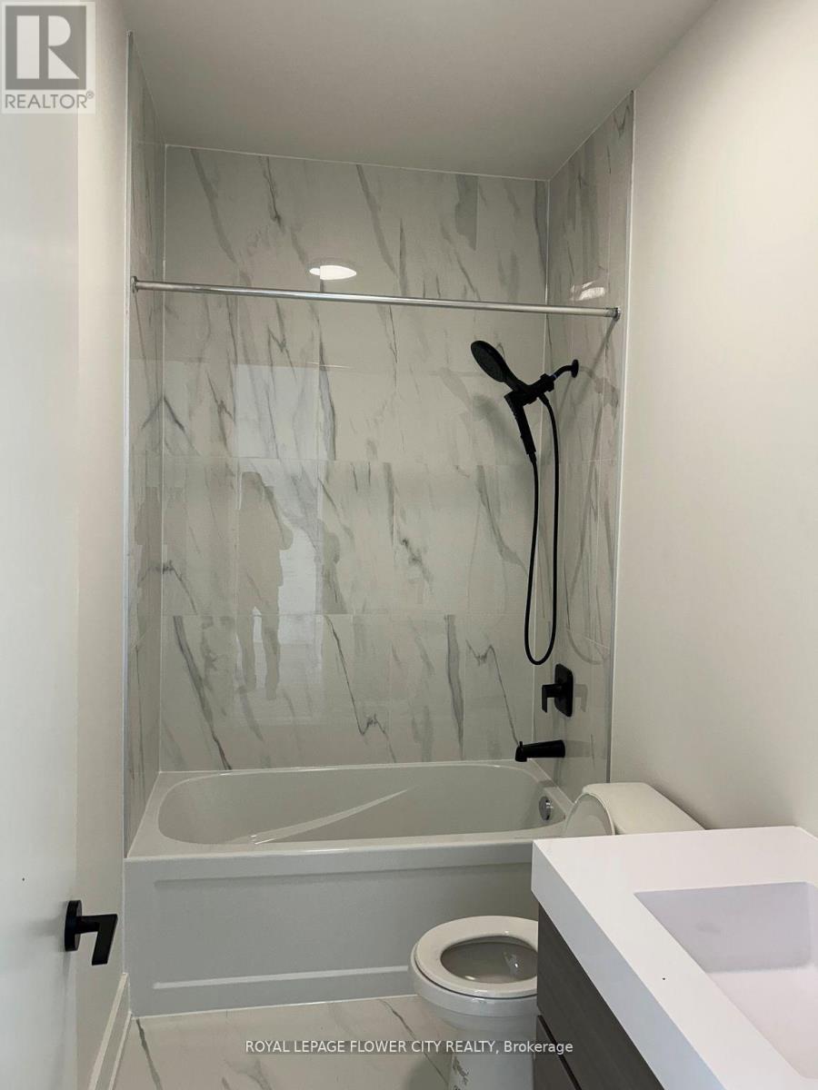 48 Everett Common, St. Catharines, Ontario  L2P 0G8 - Photo 5 - X13029224