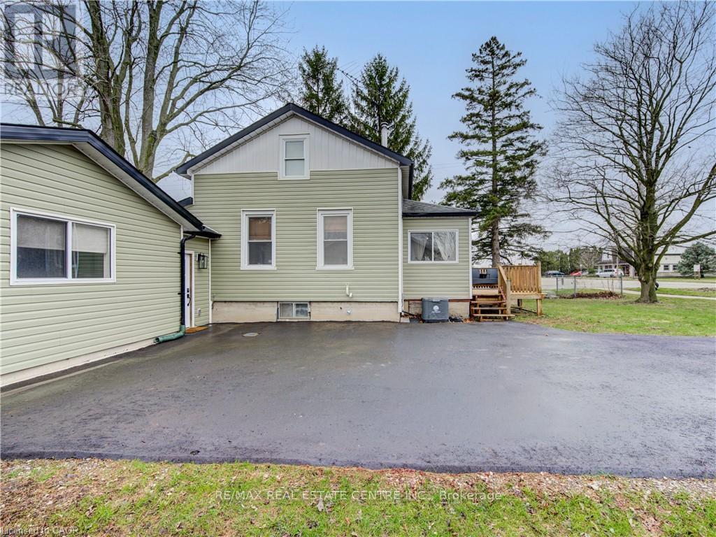 3593 Concession Drive, Southwest Middlesex, Ontario  N0L 1M0 - Photo 4 - X13029230