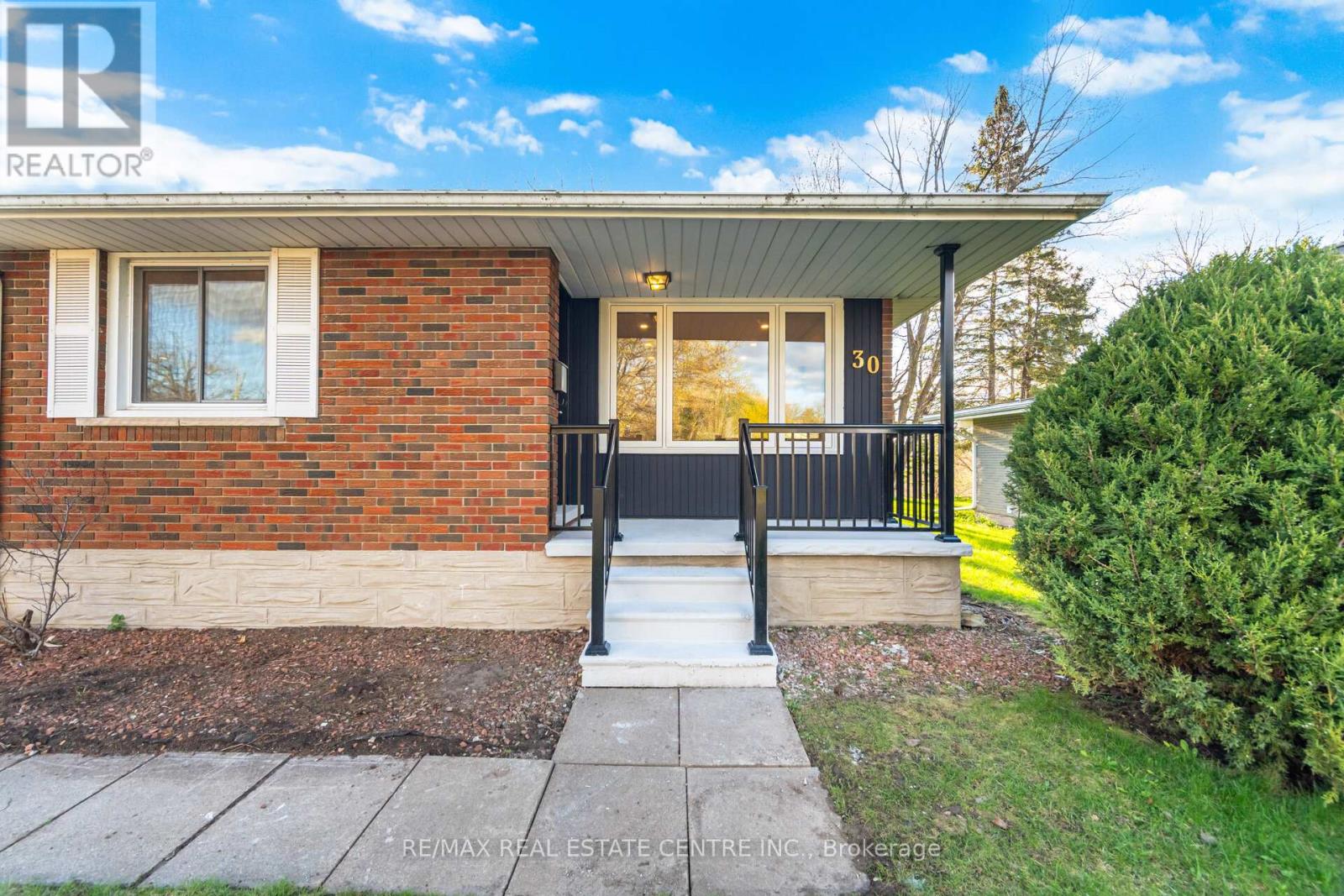 30 Highman Avenue, Cambridge, Ontario  N1R 3L7 - Photo 5 - X13029252