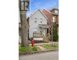 14 MARS AVENUE, Hamilton, Ontario