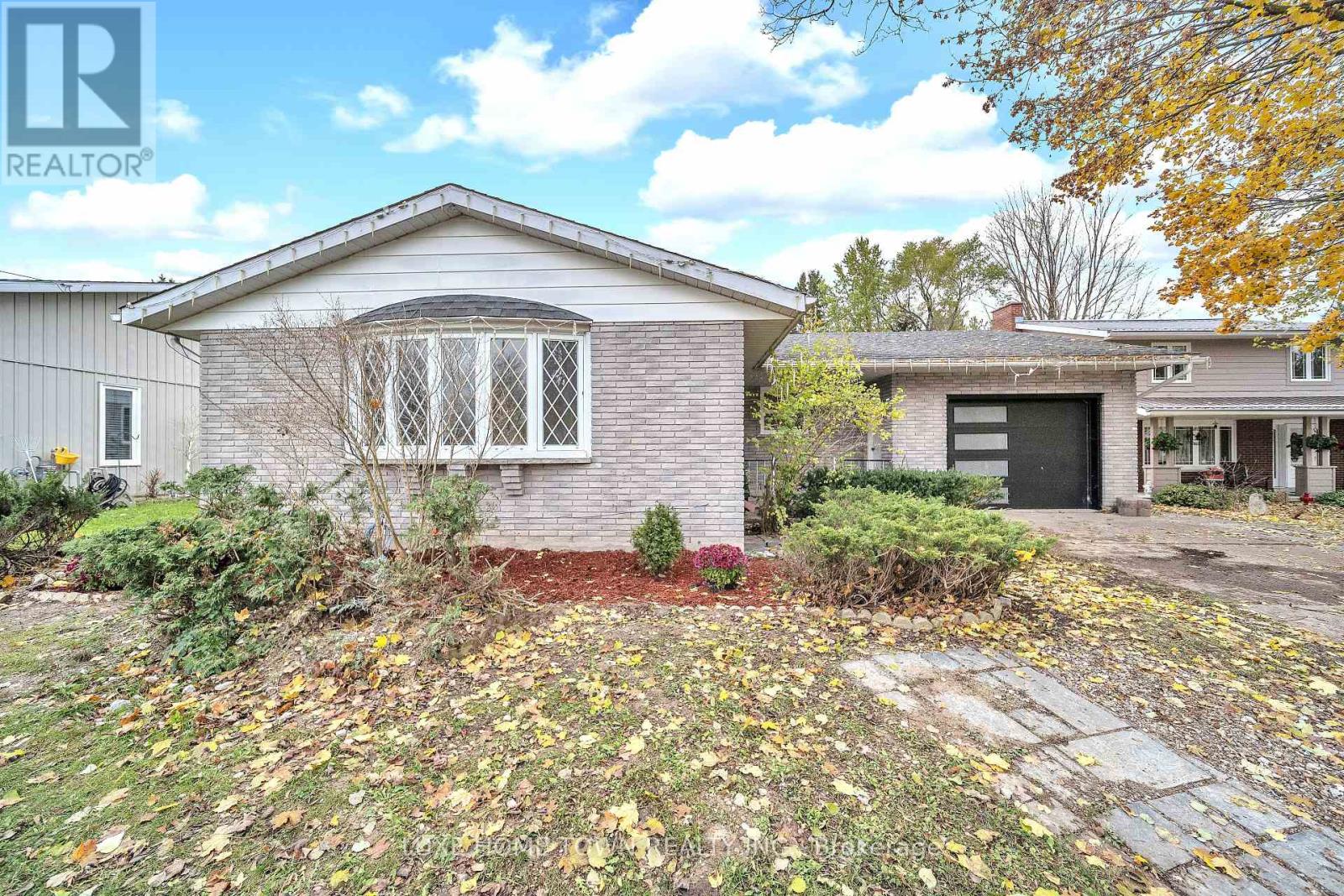 5 Centennial Drive, Brockton, Ontario  N0G 2V0 - Photo 4 - X13029430