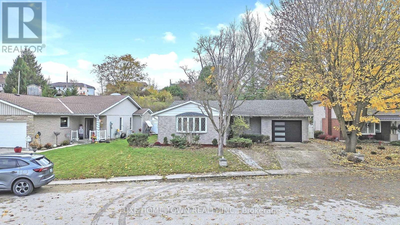 5 Centennial Drive, Brockton, Ontario  N0G 2V0 - Photo 40 - X13029430