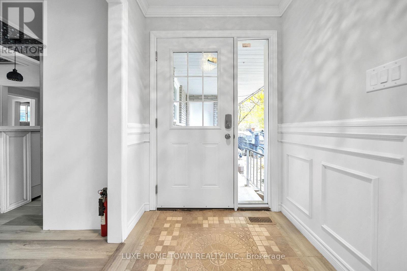 5 Centennial Drive, Brockton, Ontario  N0G 2V0 - Photo 6 - X13029430