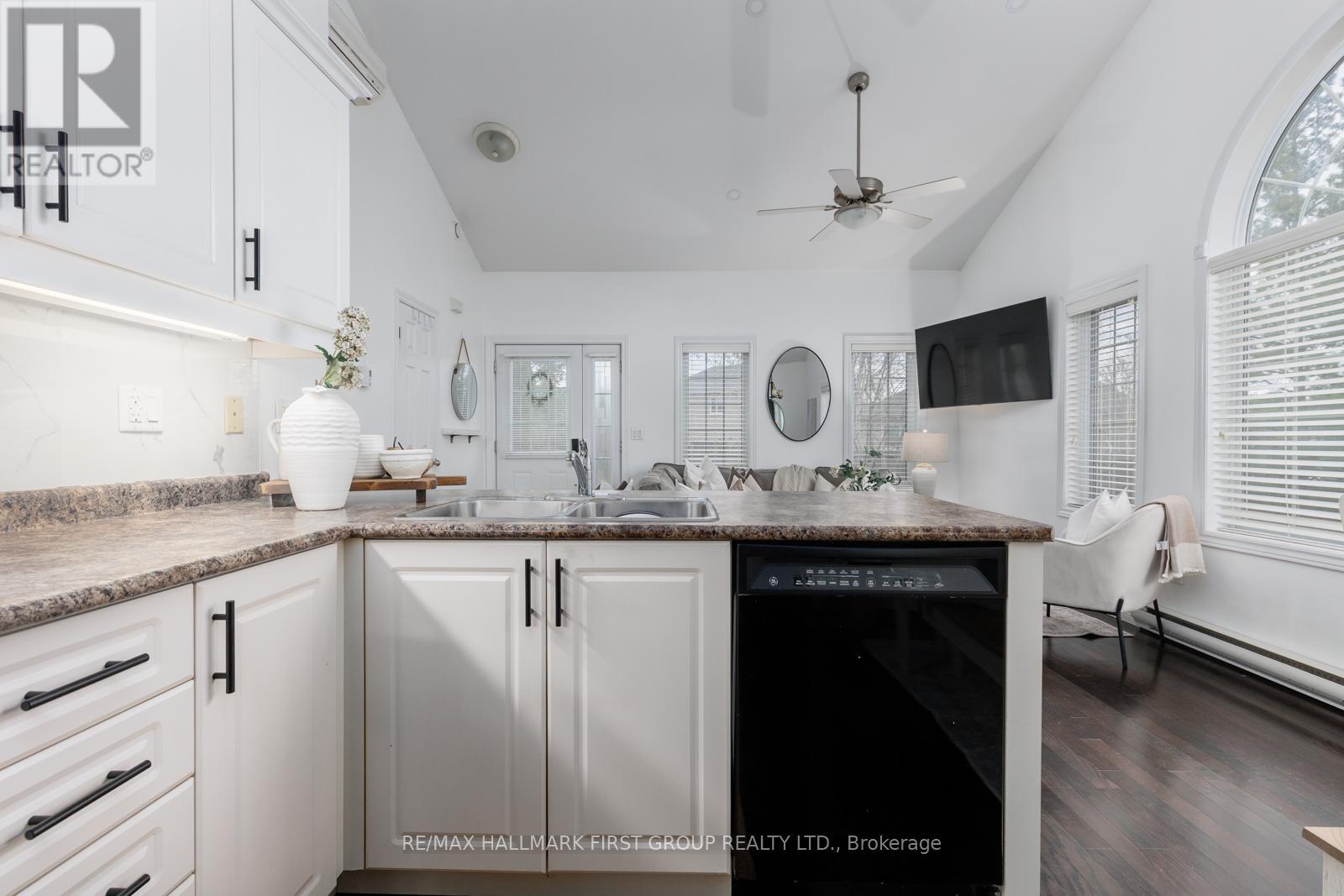 1501 - 325 Densmore Road, Cobourg, Ontario  K9A 0E4 - Photo 16 - X13029472