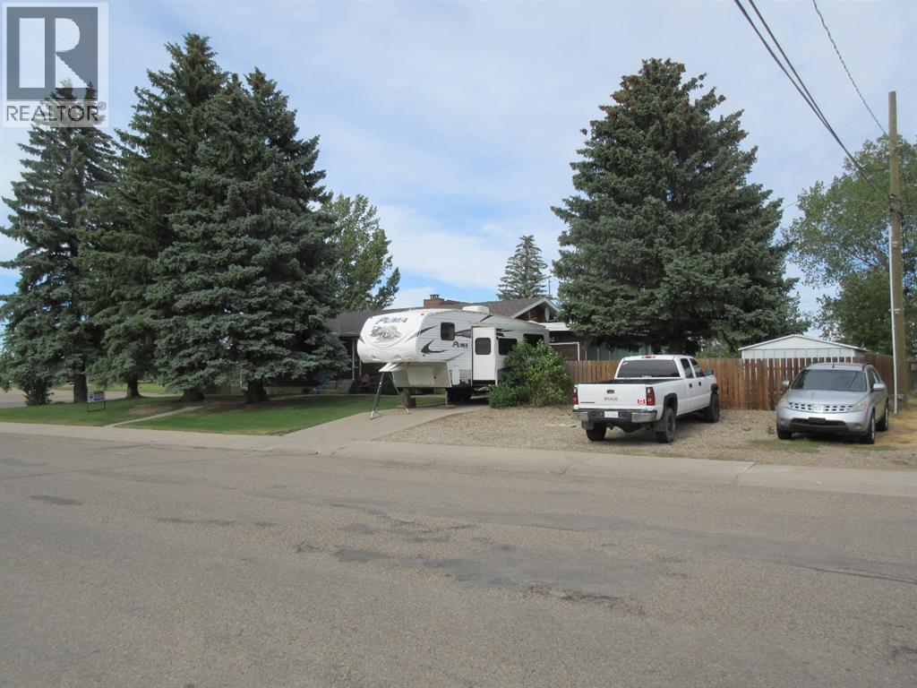 5502 45 Avenue, Taber, Alberta