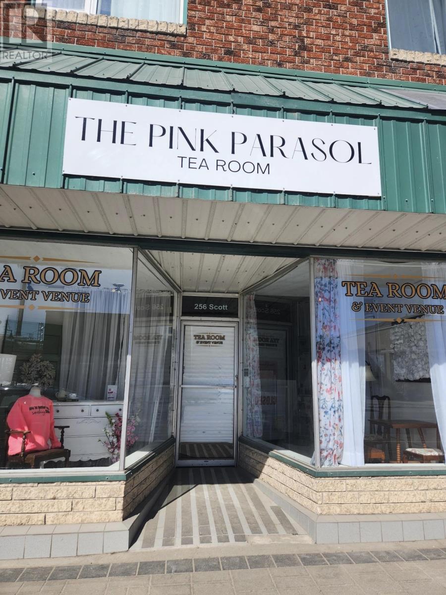 256-258 Scott ST, Fort Frances, Ontario