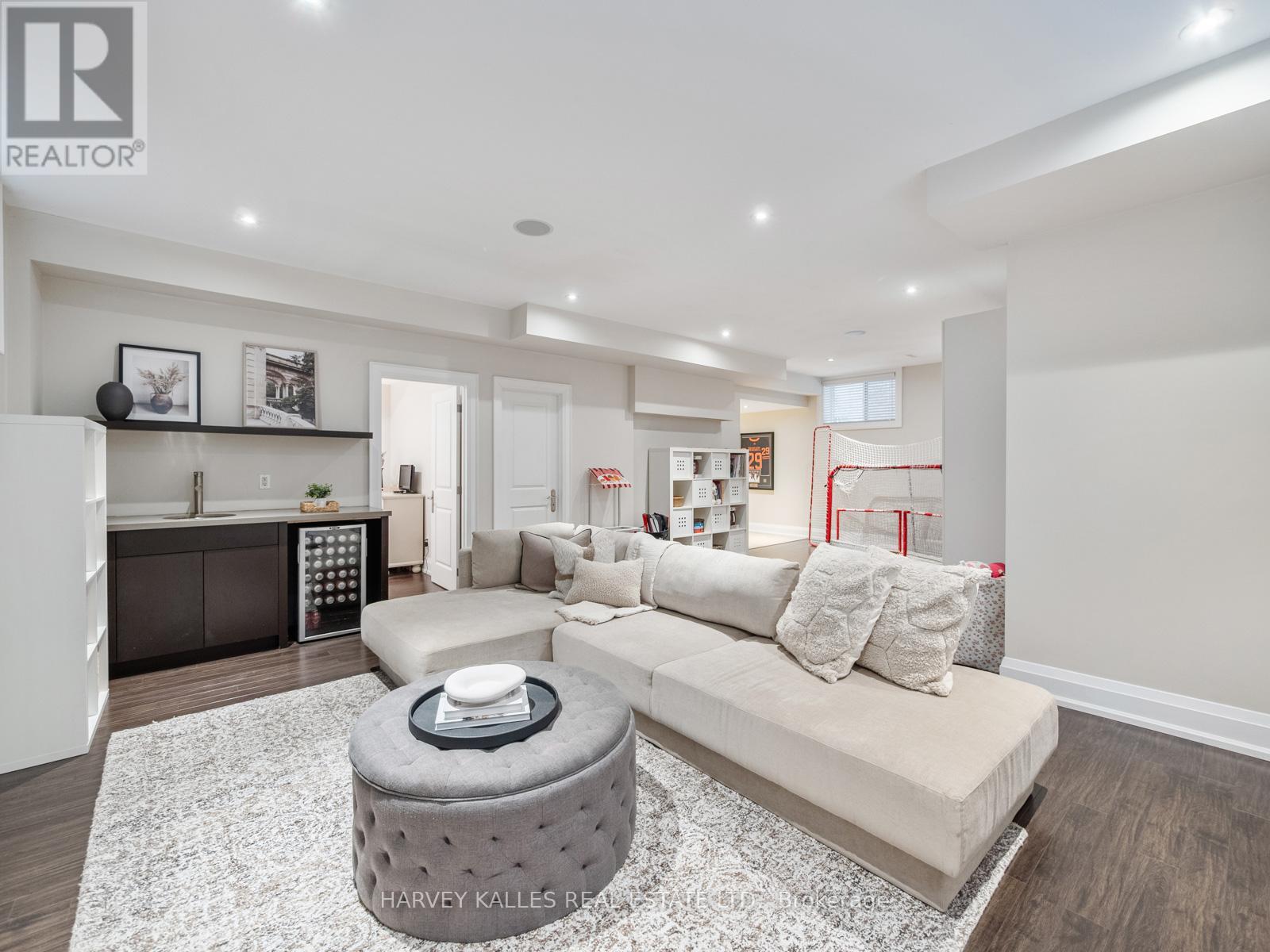 190 Carmichael Avenue, Toronto, Ontario  M5M 2X3 - Photo 25 - C12970666