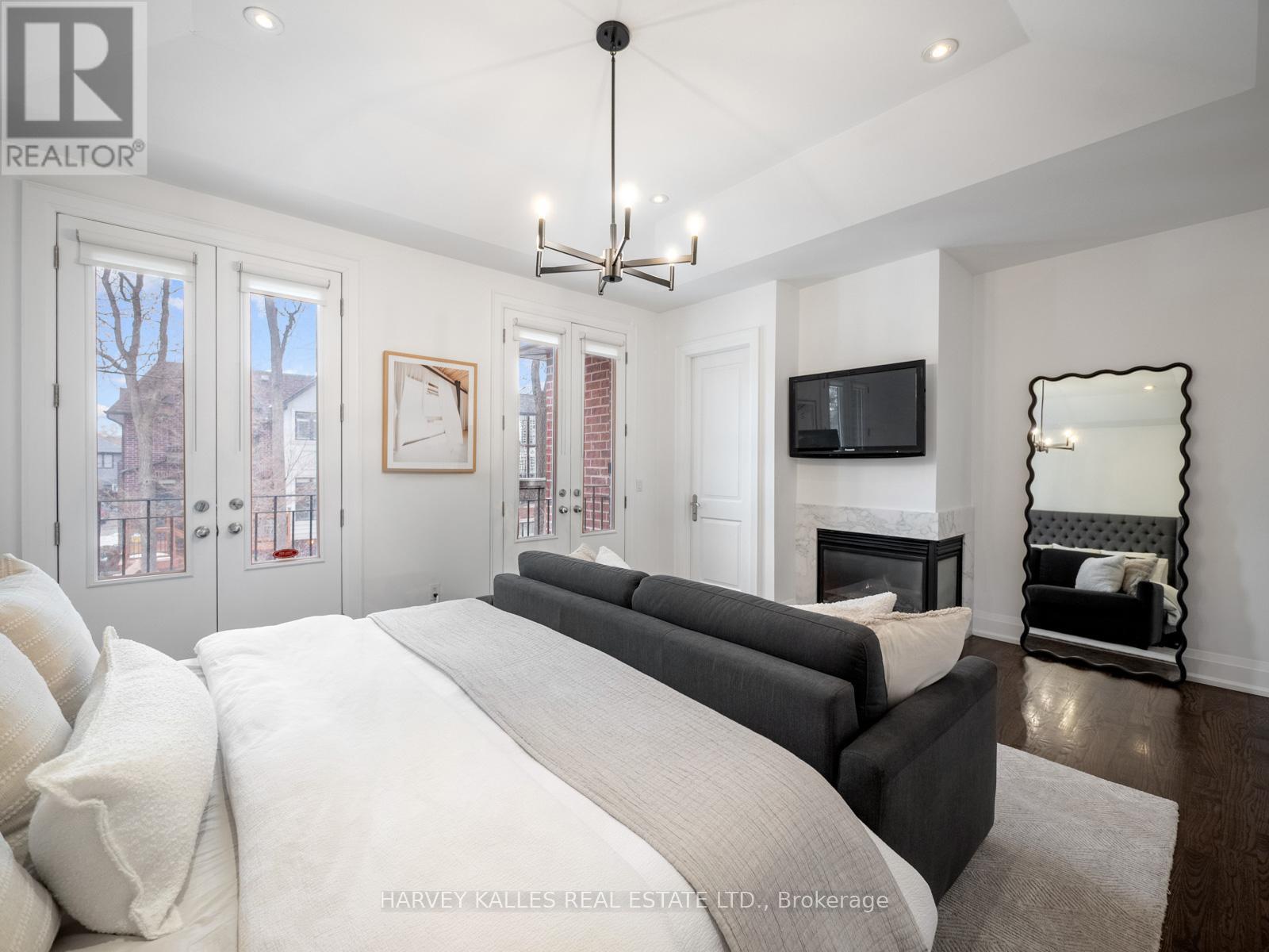 190 Carmichael Avenue, Toronto, Ontario  M5M 2X3 - Photo 16 - C12970666