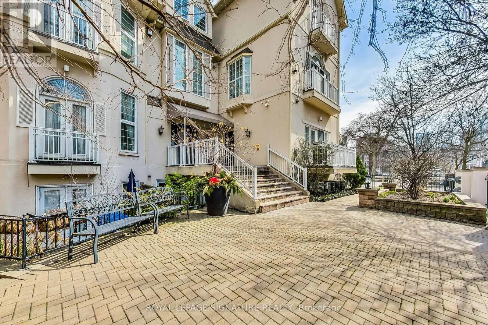 M11 - 539 JARVIS STREET, Toronto, Ontario