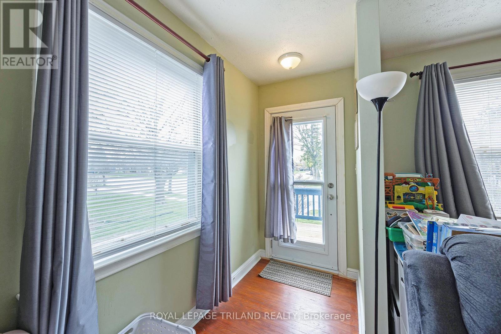 570 Elm Street, St. Thomas, Ontario  N5R 1K7 - Photo 4 - X13029500