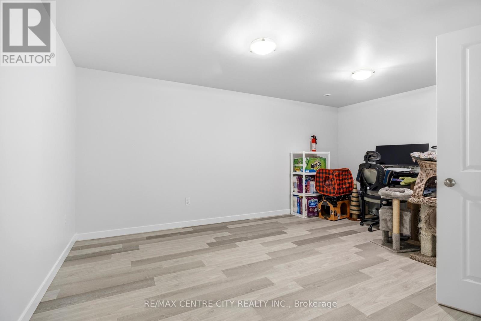 19 Benjamin Parkway, St. Thomas, Ontario  N5R 0J1 - Photo 15 - X13029682