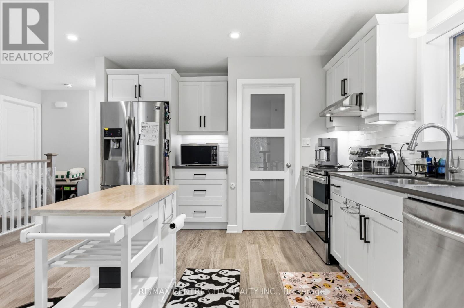 19 Benjamin Parkway, St. Thomas, Ontario  N5R 0J1 - Photo 8 - X13029682