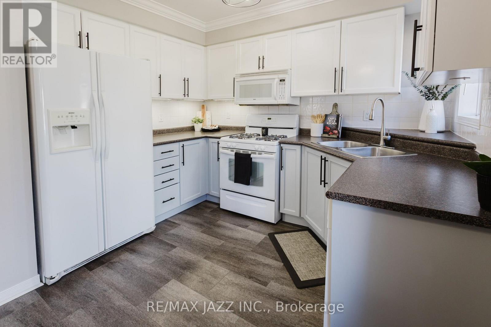 104 Calwell Drive, Scugog, Ontario  L9L 1T7 - Photo 6 - E12948152