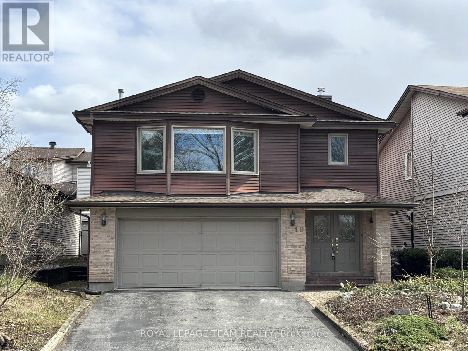 19 HACKETT STREET, Ottawa, Ontario