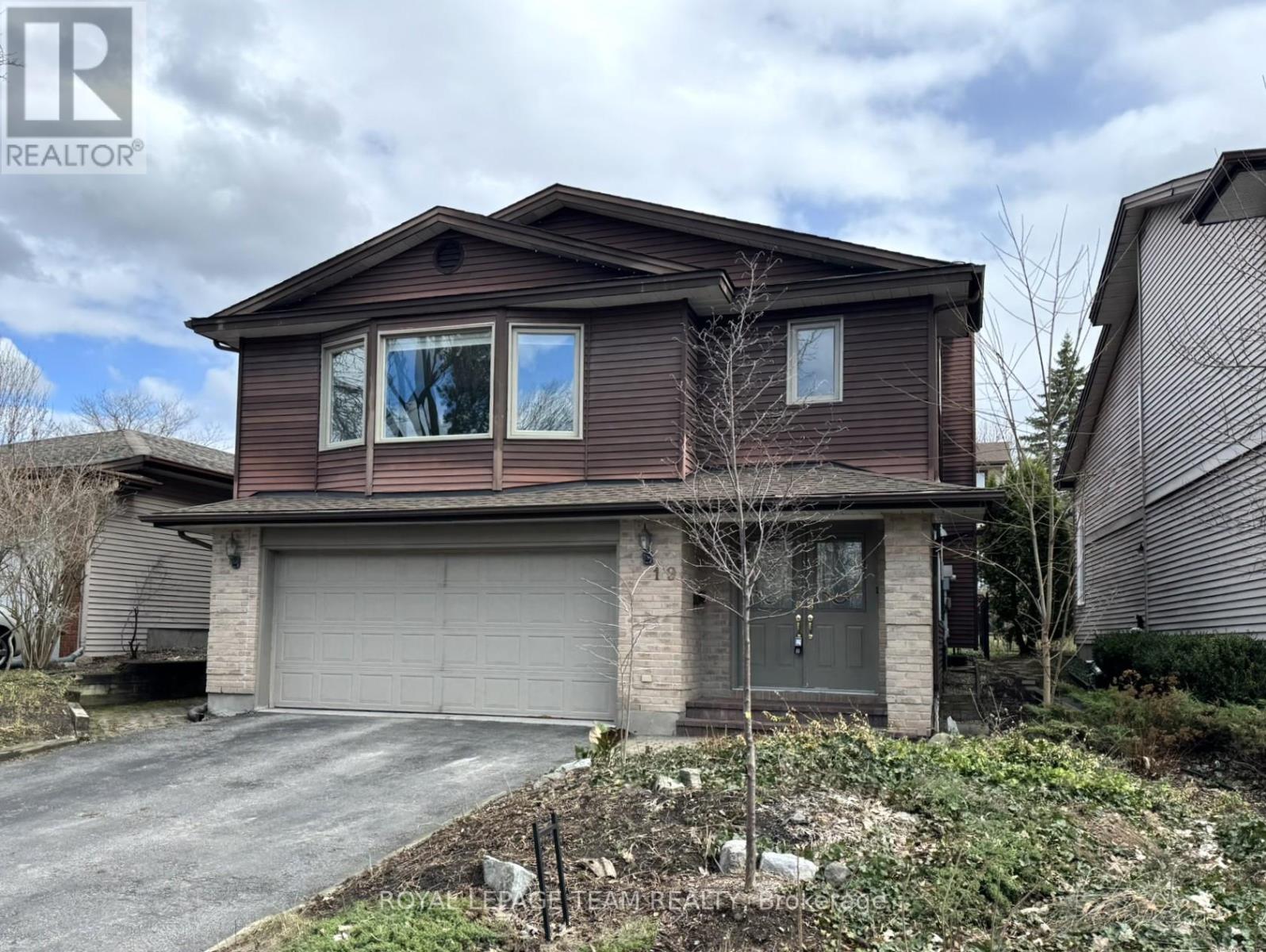 19 Hackett Street, Ottawa, Ontario  K1V 0P9 - Photo 2 - X13029584