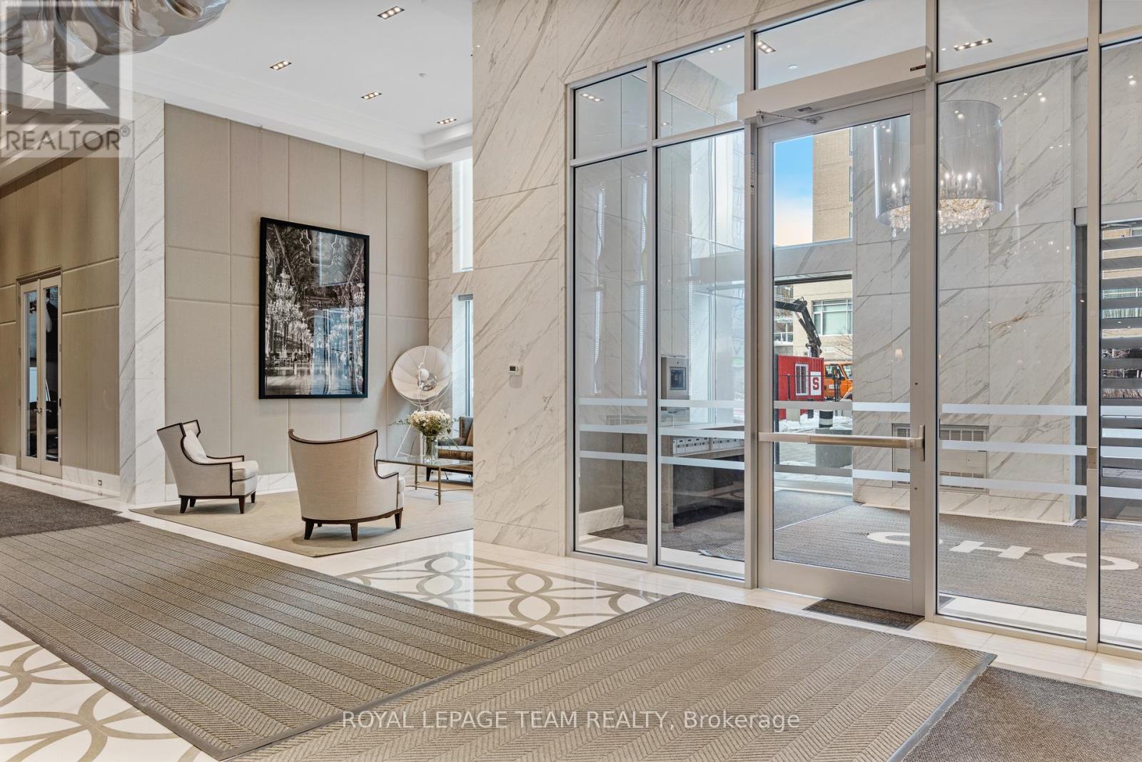 1506 - 111 Champagne Avenue S, Ottawa, Ontario  K1S 5V3 - Photo 2 - X13029674