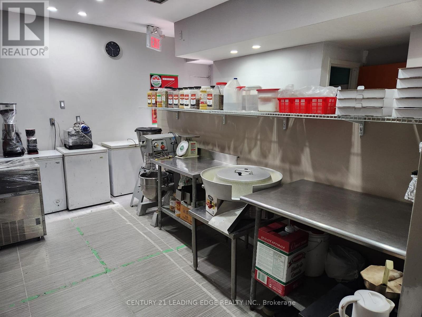 239 Broadview Avenue, Toronto, Ontario  M4M 2G6 - Photo 11 - E13028862