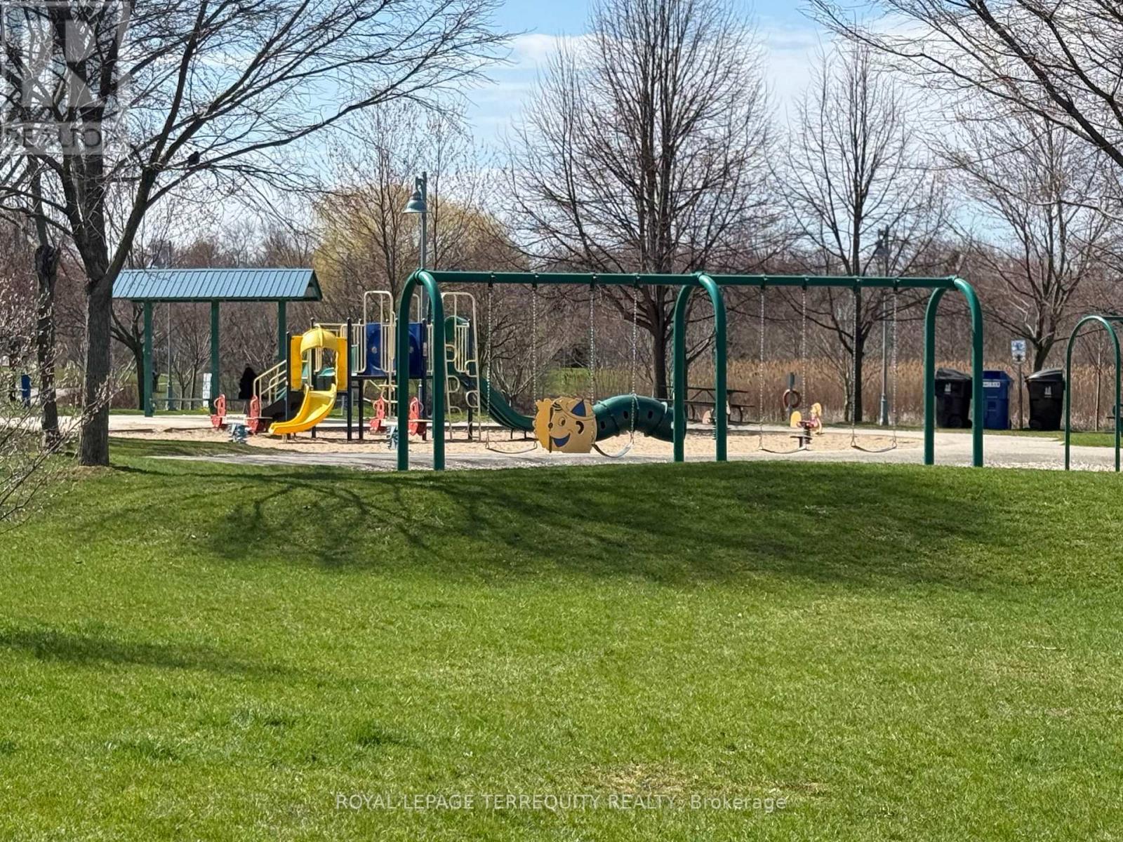 1746 Queen Street E, Toronto, Ontario  M4L 1G7 - Photo 37 - E13028970