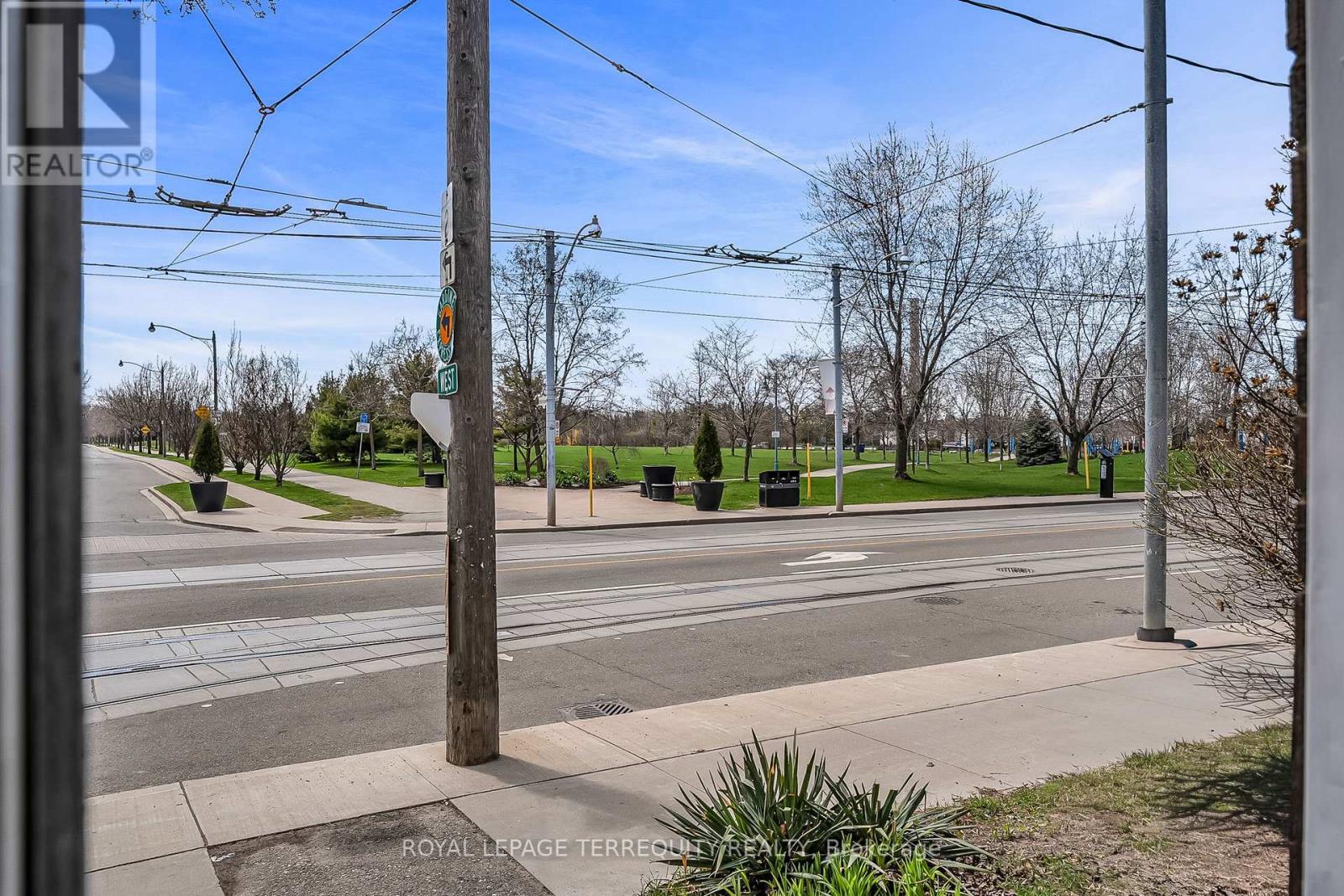 1746 Queen Street E, Toronto, Ontario  M4L 1G7 - Photo 32 - E13028970