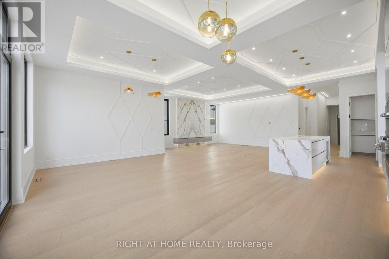 84 Mosley Street, Aurora, Ontario  L4G 1H1 - Photo 18 - N13002254