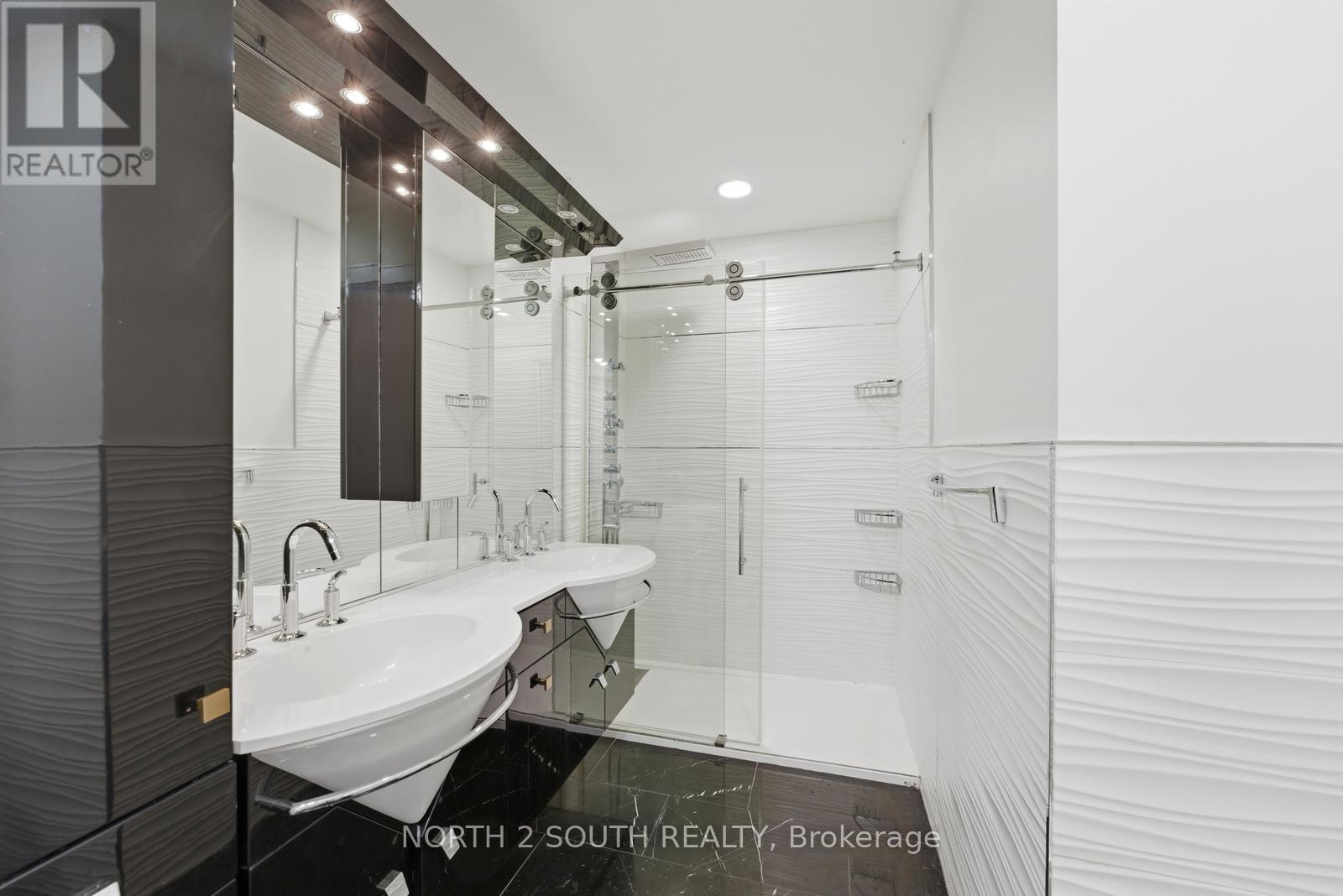 Th 23 - 100 Arbors Lane, Vaughan, Ontario  L4L 7G4 - Photo 37 - N13028692