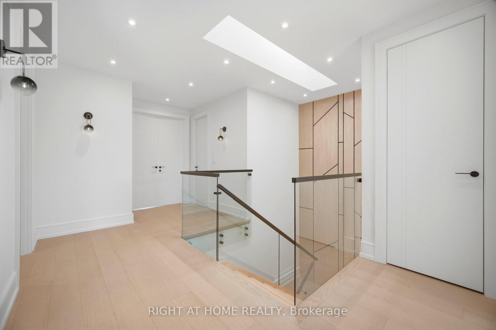 84 Mosley Street, Aurora, Ontario  L4G 1H1 - Photo 23 - N13002254