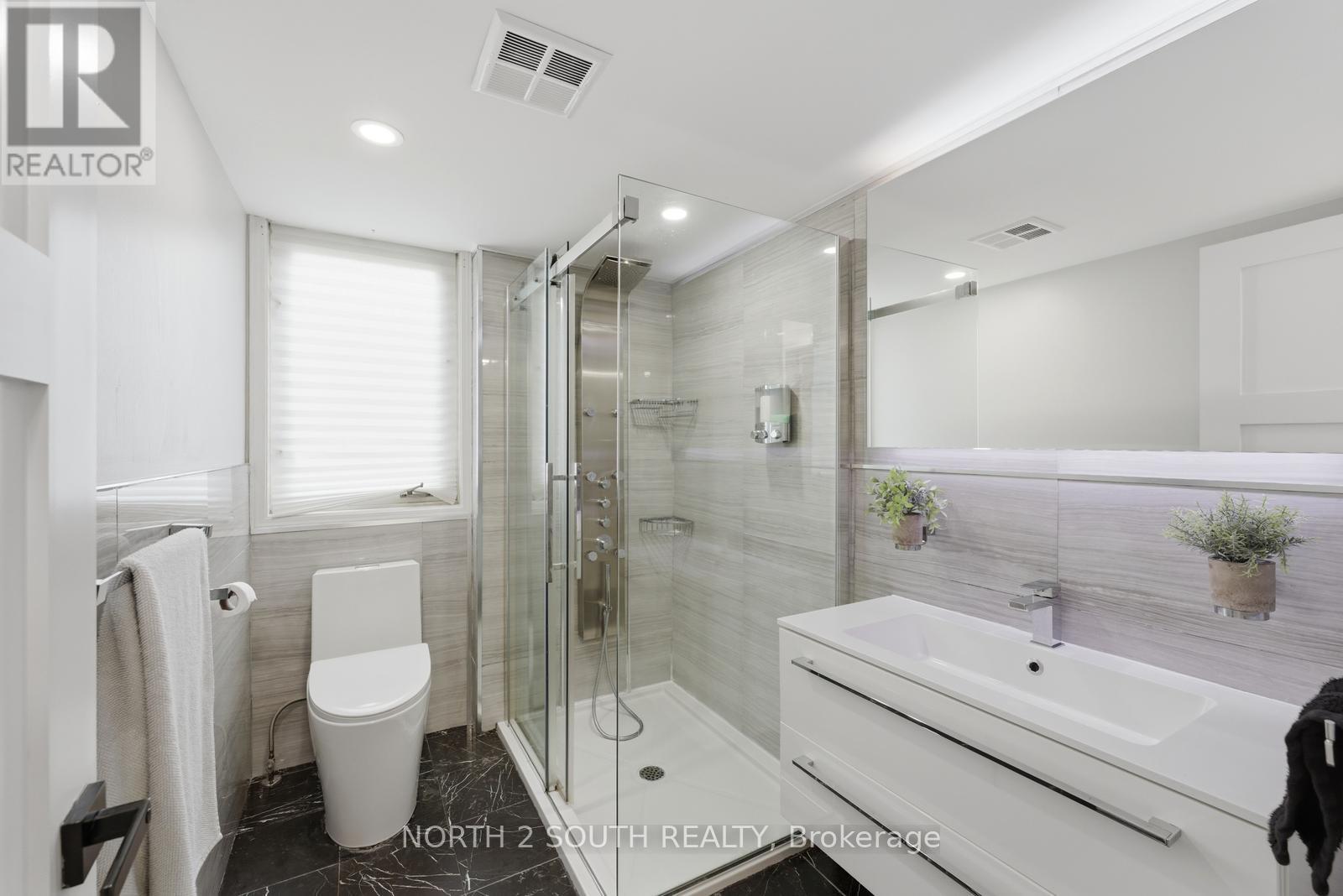 Th 23 - 100 Arbors Lane, Vaughan, Ontario  L4L 7G4 - Photo 31 - N13028692