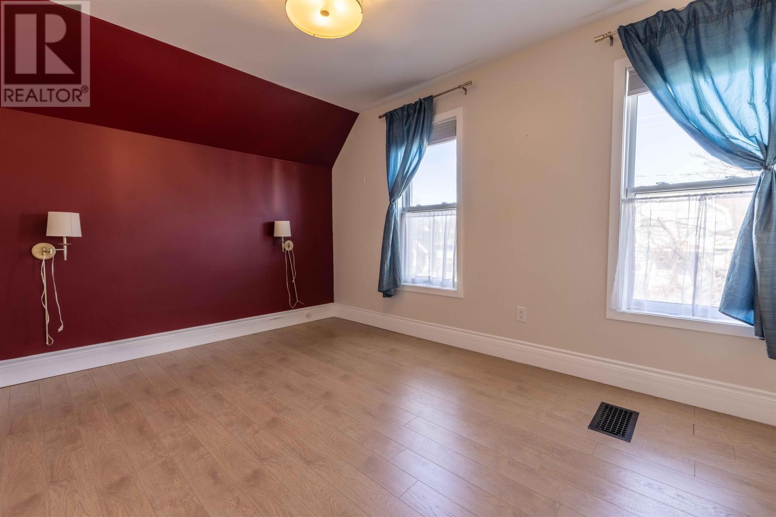 151 Secord St, Thunder Bay, Ontario  P7B 3E3 - Photo 11 - TB2600767