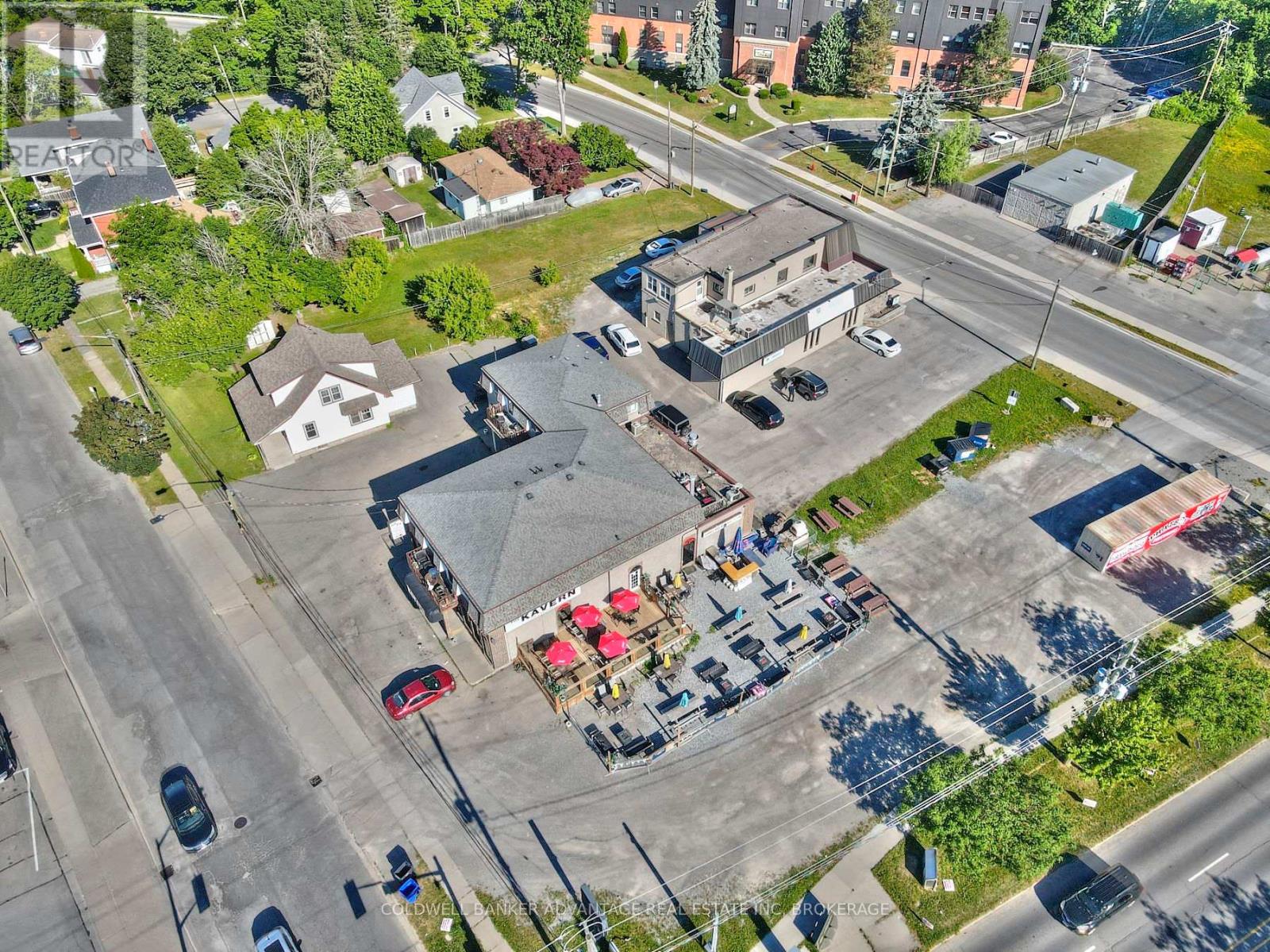 192 Maple Avenue, Welland, Ontario  L3C 5G5 - Photo 3 - X13029506