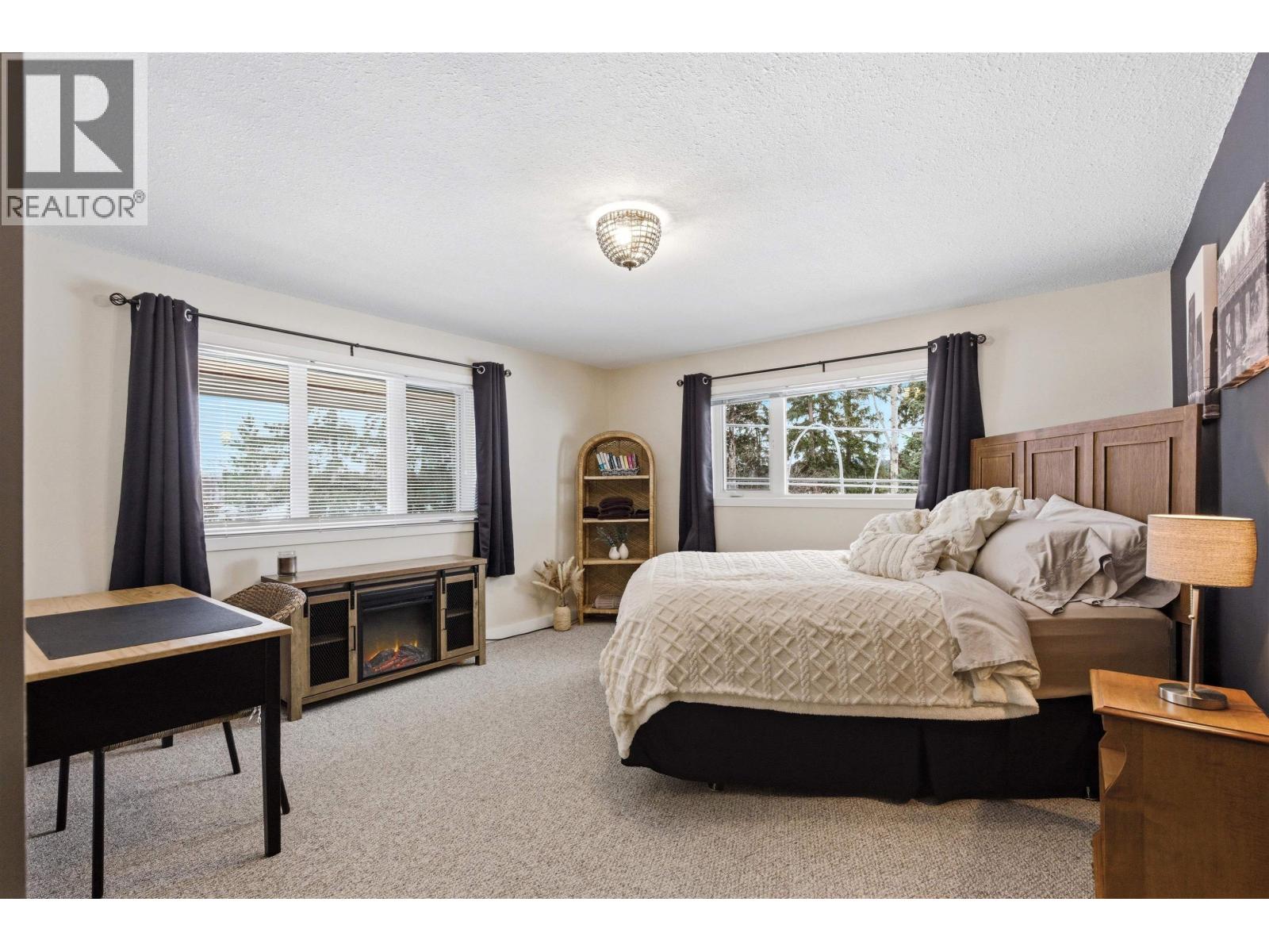 2448 Clara Road, 150 Mile House, British Columbia  V0K 2G0 - Photo 30 - R3097640