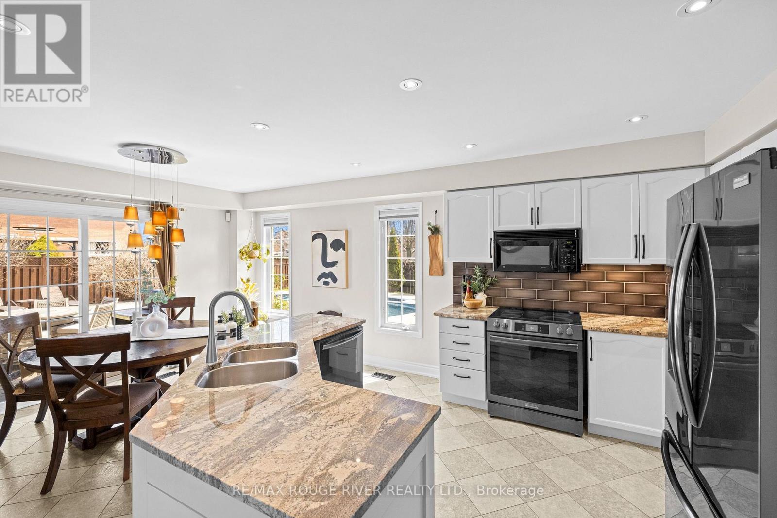 9 Clayton Crescent, Clarington, Ontario  L1C 4P2 - Photo 18 - E13029670