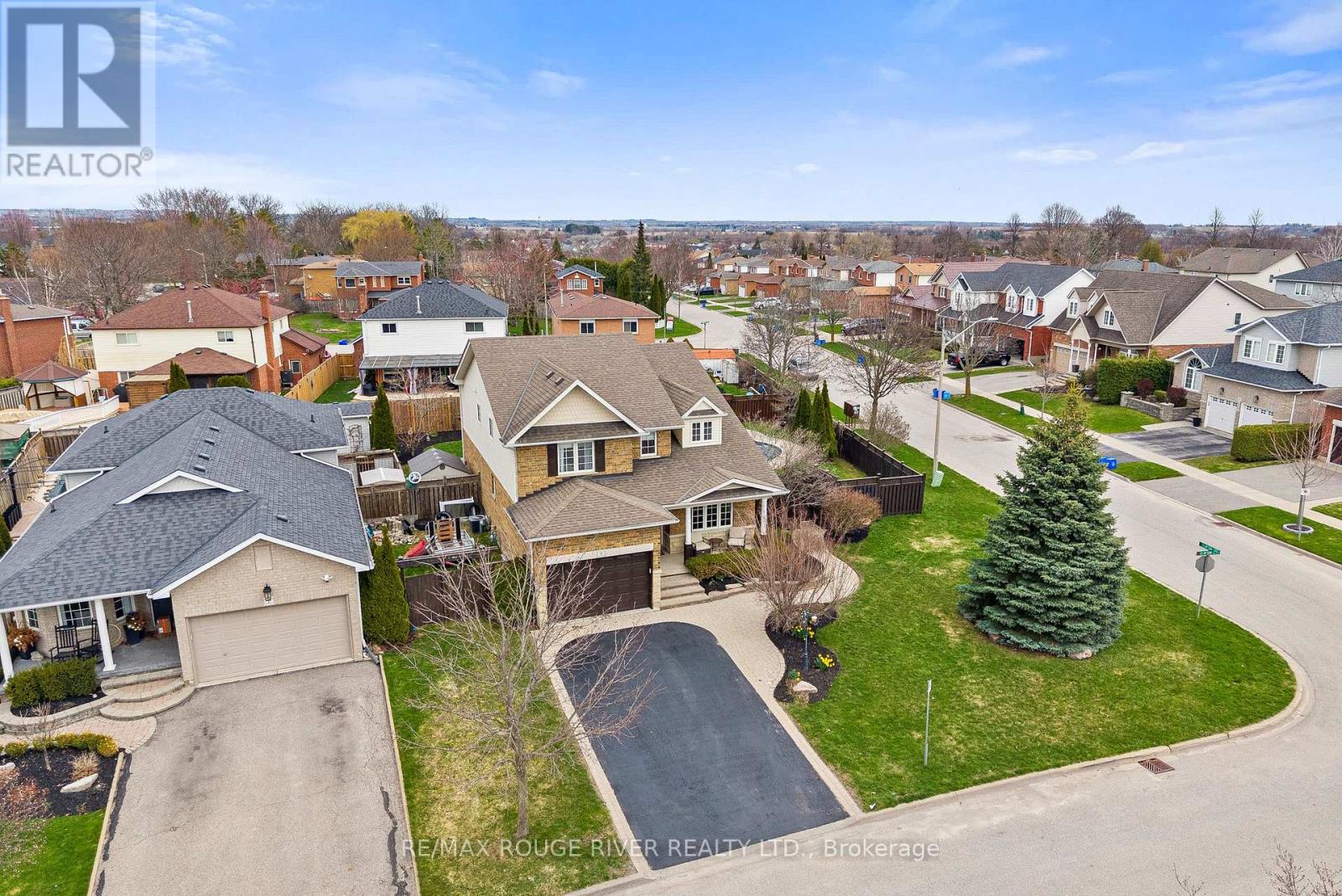 9 Clayton Crescent, Clarington, Ontario  L1C 4P2 - Photo 2 - E13029670