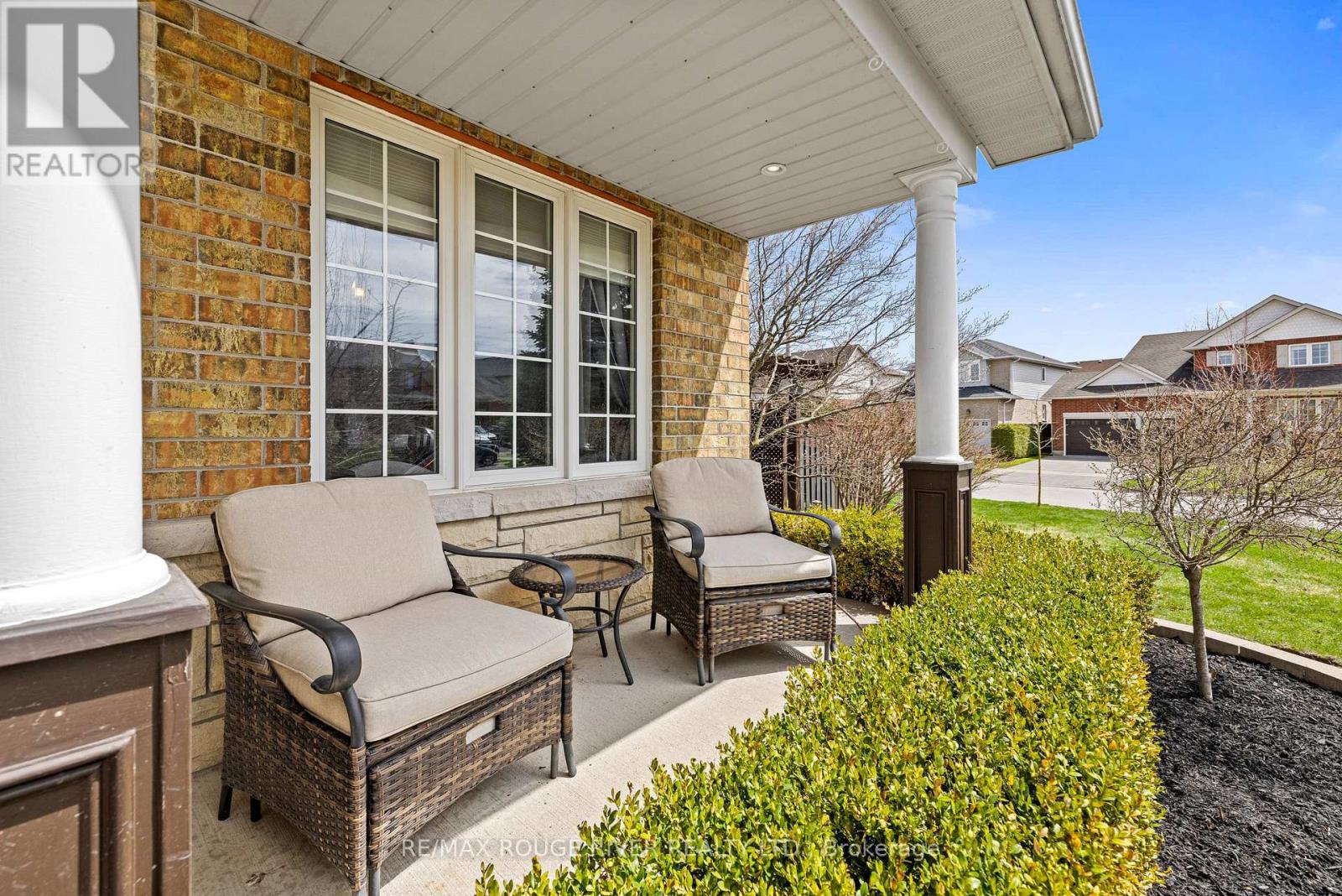 9 Clayton Crescent, Clarington, Ontario  L1C 4P2 - Photo 5 - E13029670