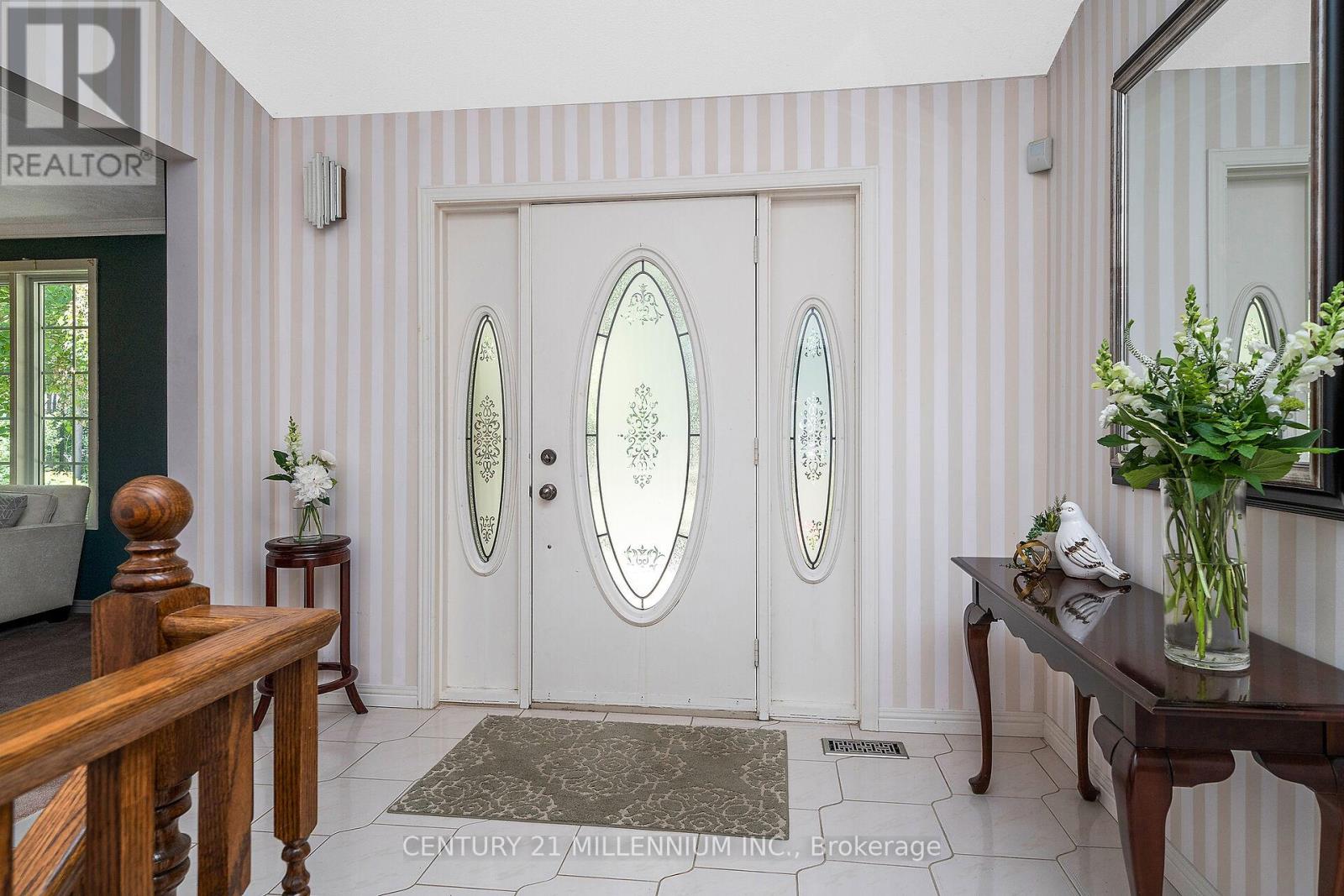 41 Pine Ridge Road, Erin, Ontario  N0B 1T0 - Photo 5 - X12827734