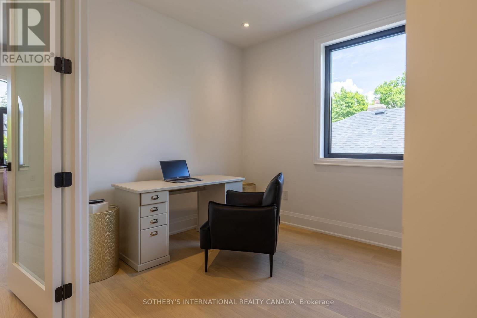 21 Murrie Street, Toronto, Ontario  M8V 1X6 - Photo 16 - W12703672