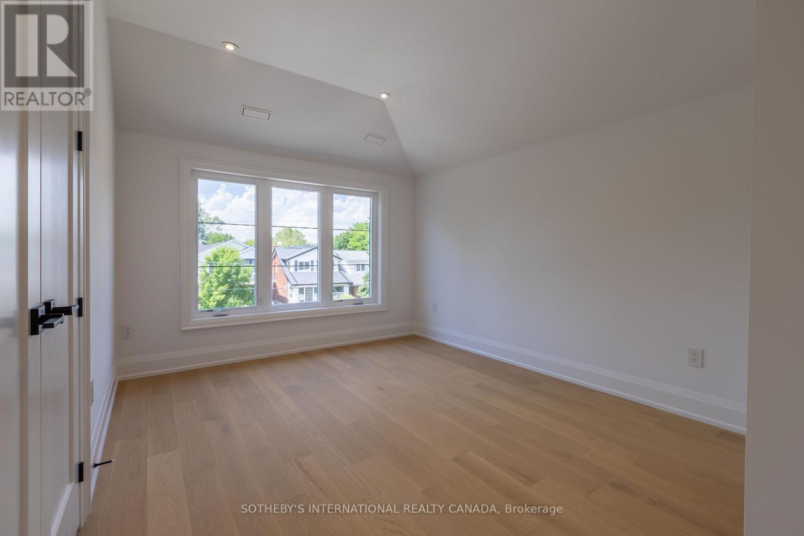 21 Murrie Street, Toronto, Ontario  M8V 1X6 - Photo 28 - W12703672