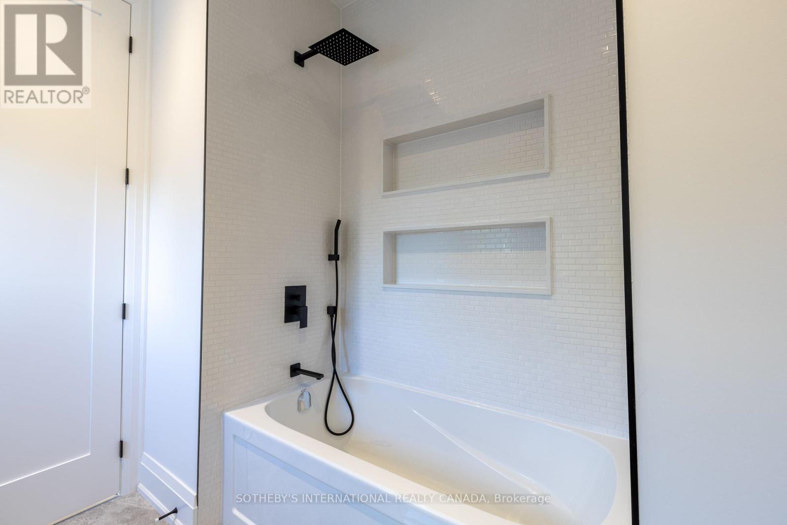 21 Murrie Street, Toronto, Ontario  M8V 1X6 - Photo 35 - W12703672