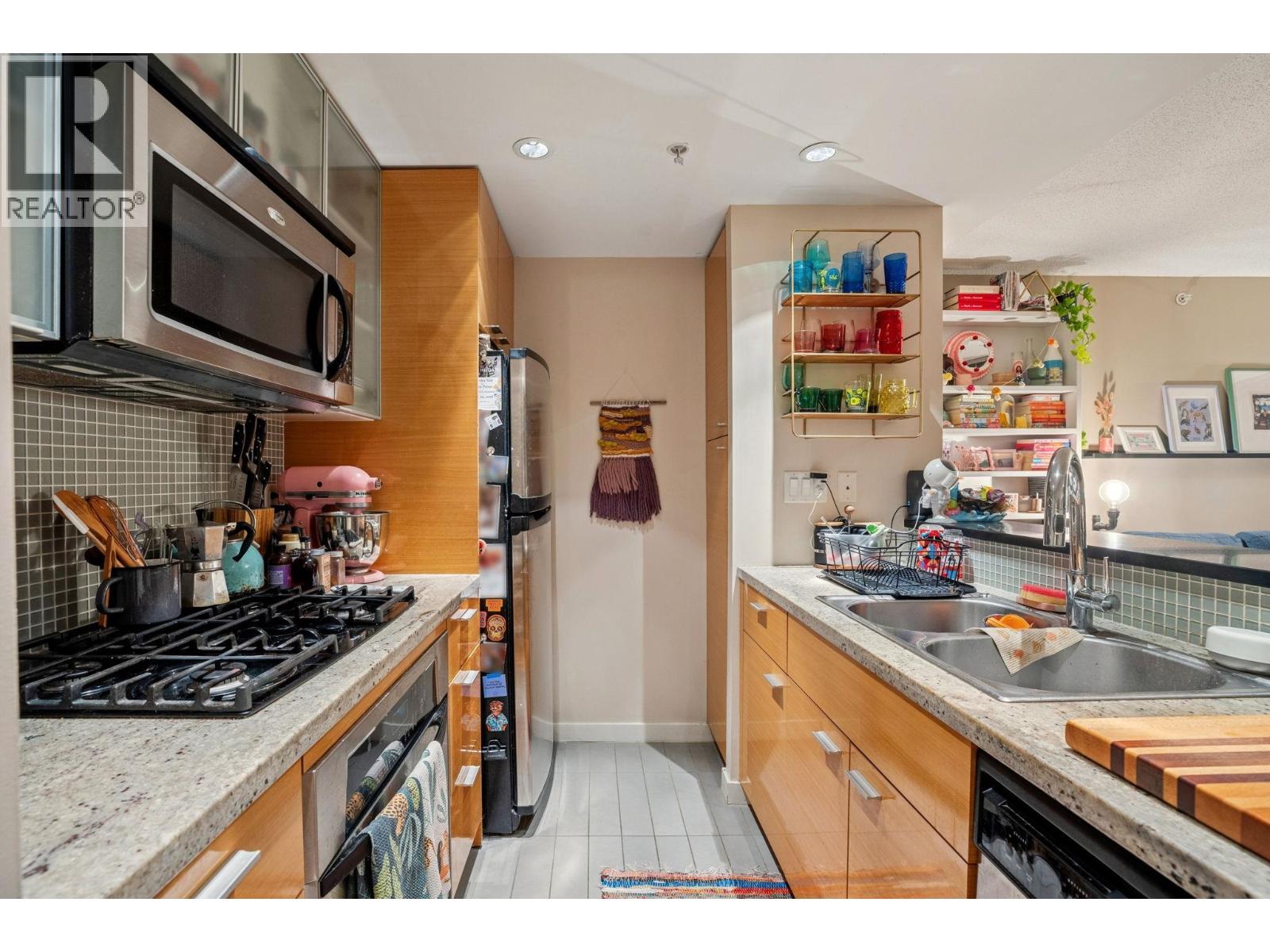 1901 33 Smithe Street, Vancouver, British Columbia  V6B 0B5 - Photo 14 - R3114477