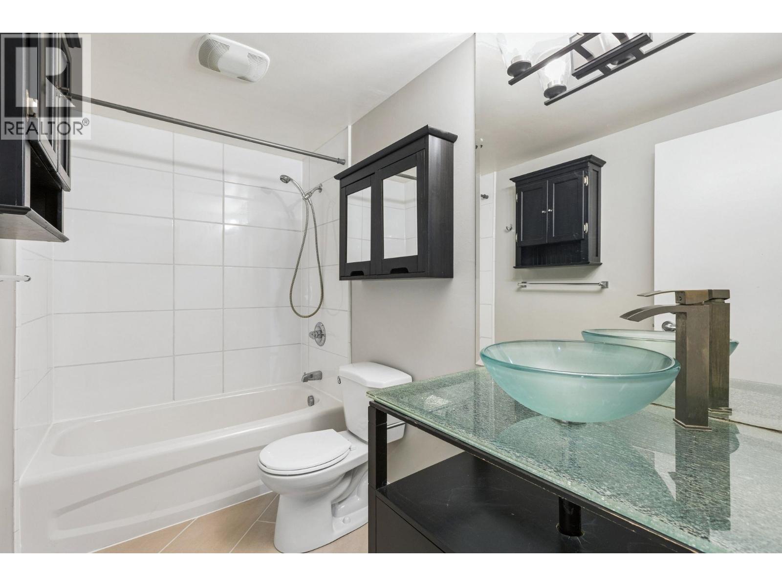 102 120 W 17th Street, North Vancouver, British Columbia  V7M 1V4 - Photo 13 - R3114494