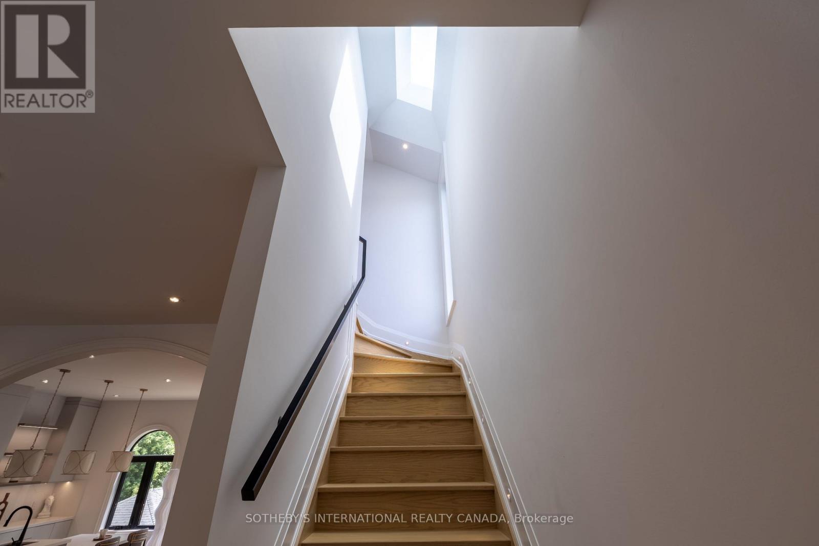 21 Murrie Street, Toronto, Ontario  M8V 1X6 - Photo 21 - W12703672