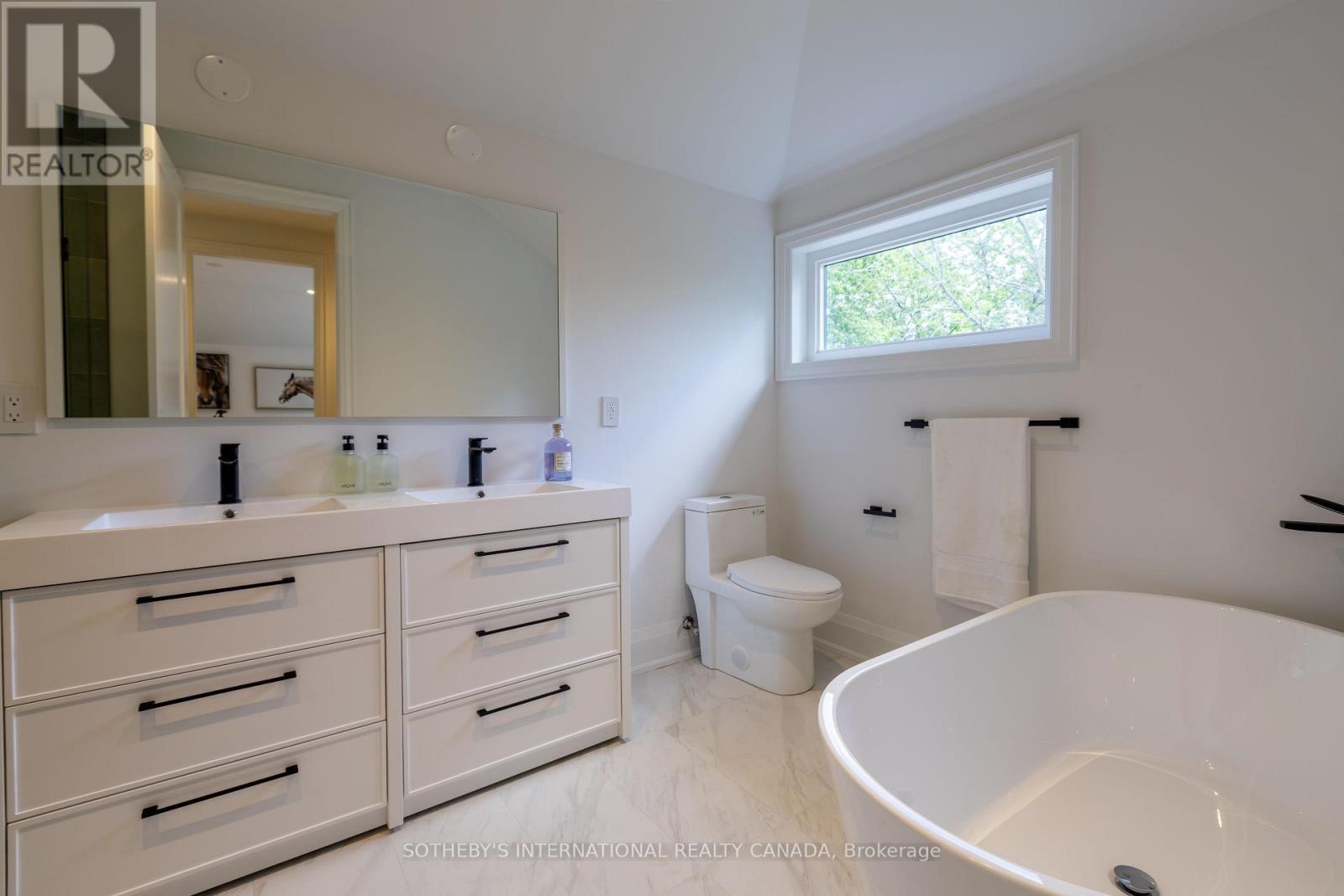 21 Murrie Street, Toronto, Ontario  M8V 1X6 - Photo 25 - W12703672