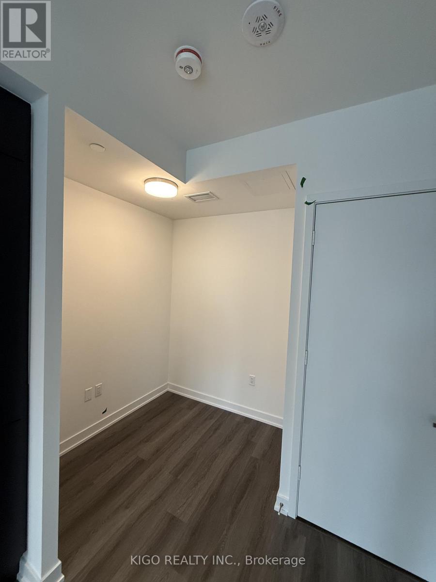 1612 - 448 Burnhamthorpe Road, Mississauga, Ontario  L5B 0R4 - Photo 15 - W12937580