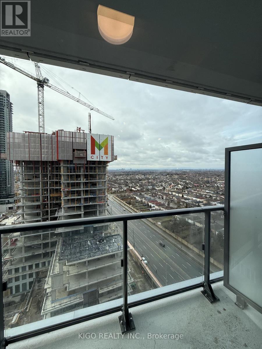 1612 - 448 Burnhamthorpe Road, Mississauga, Ontario  L5B 0R4 - Photo 5 - W12937580