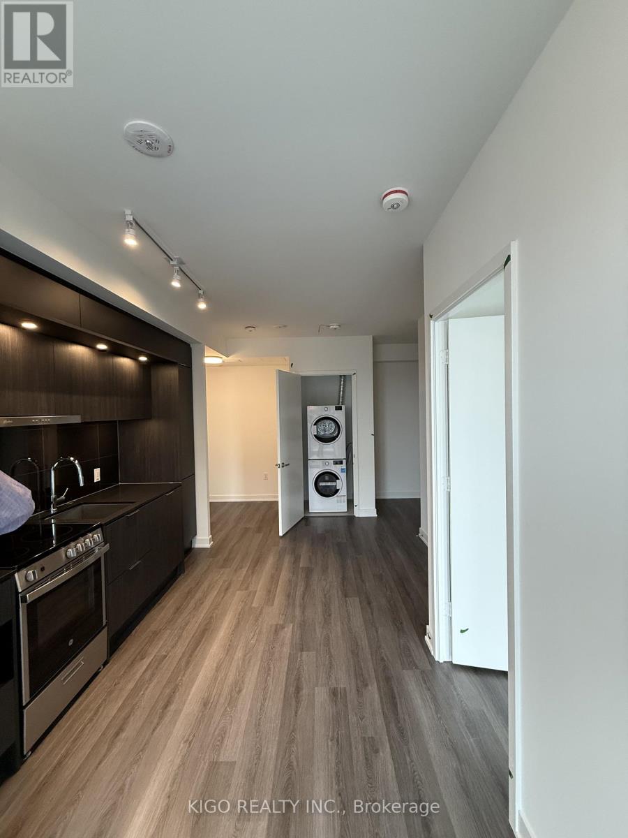 1612 - 448 Burnhamthorpe Road, Mississauga, Ontario  L5B 0R4 - Photo 6 - W12937580