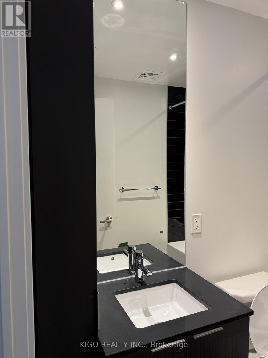 1612 - 448 Burnhamthorpe Road, Mississauga, Ontario  L5B 0R4 - Photo 18 - W12937580