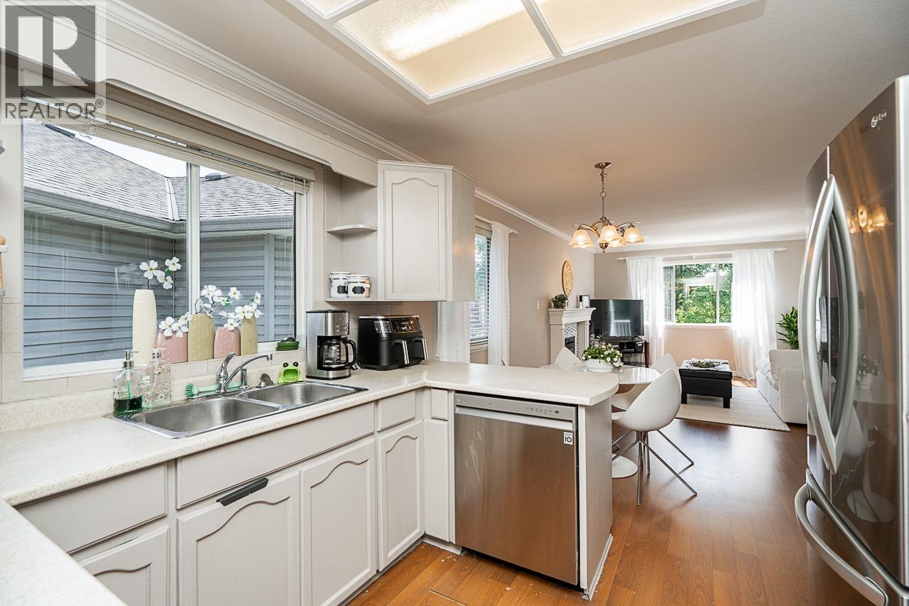 1932 Jacana Avenue, Port Coquitlam, British Columbia  V3C 5Y4 - Photo 10 - R3114491