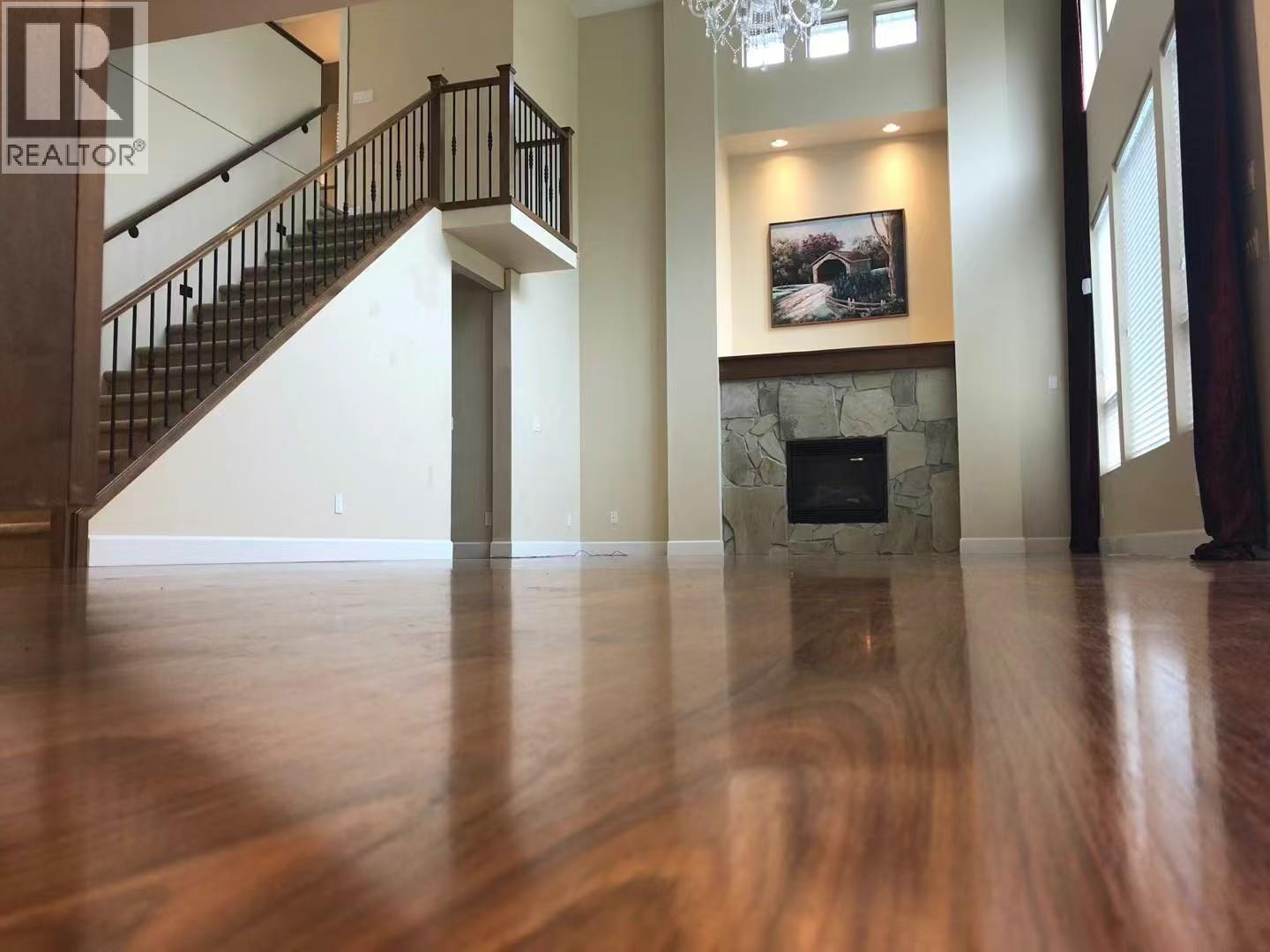 10686 Kimola Way, Maple Ridge, British Columbia  V2W 0A6 - Photo 3 - R3114480