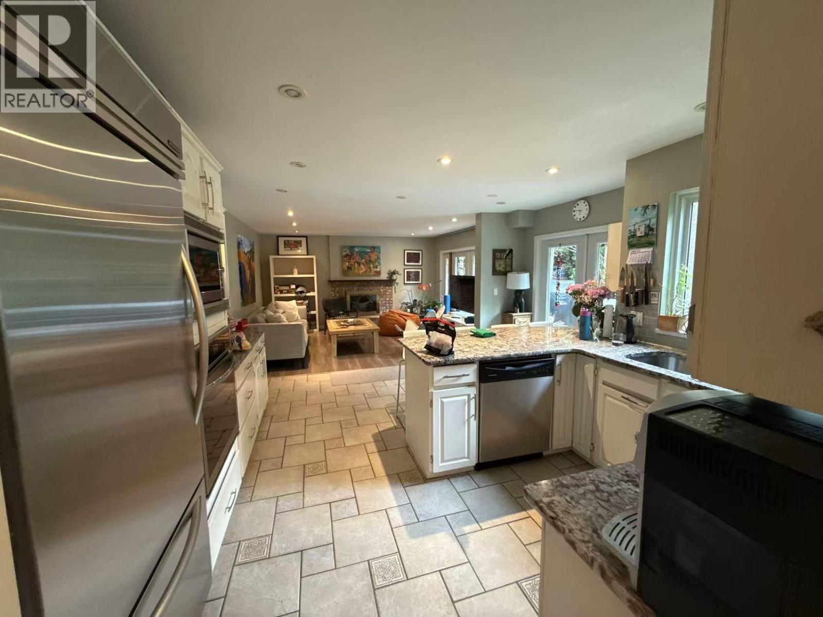 5355 The Terrace, West Vancouver, British Columbia  V7V 1M7 - Photo 5 - R3114496