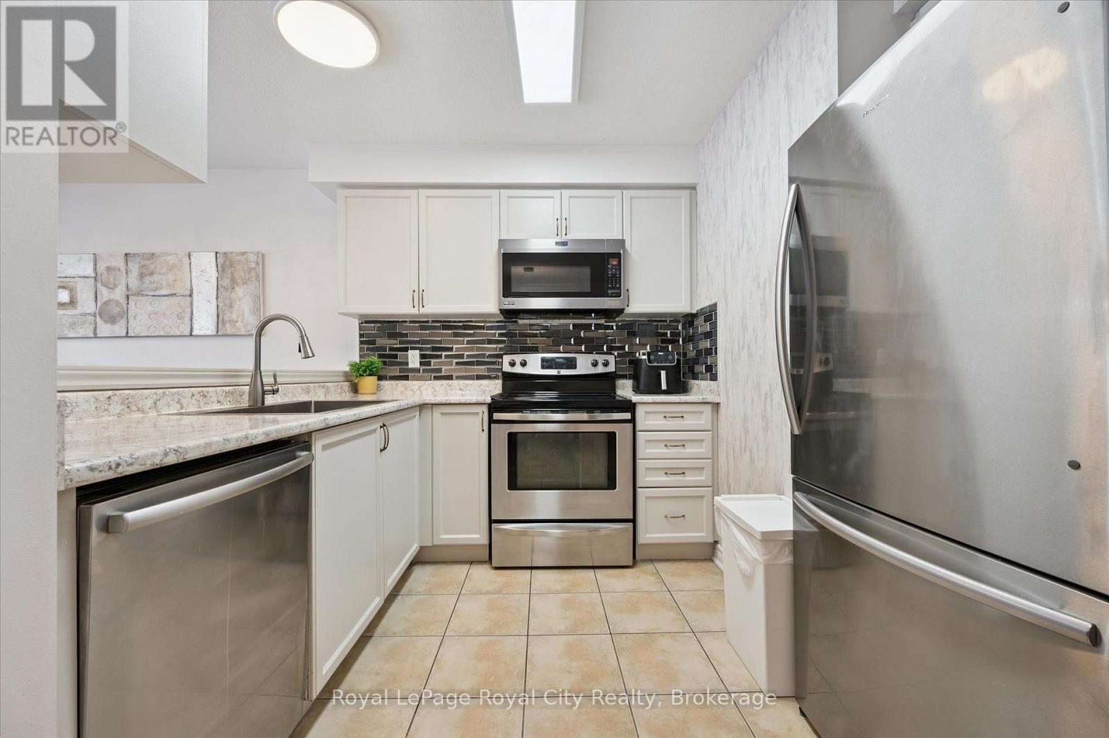 91 Lambeth Way, Guelph, Ontario  N1L 0H1 - Photo 8 - X12795214